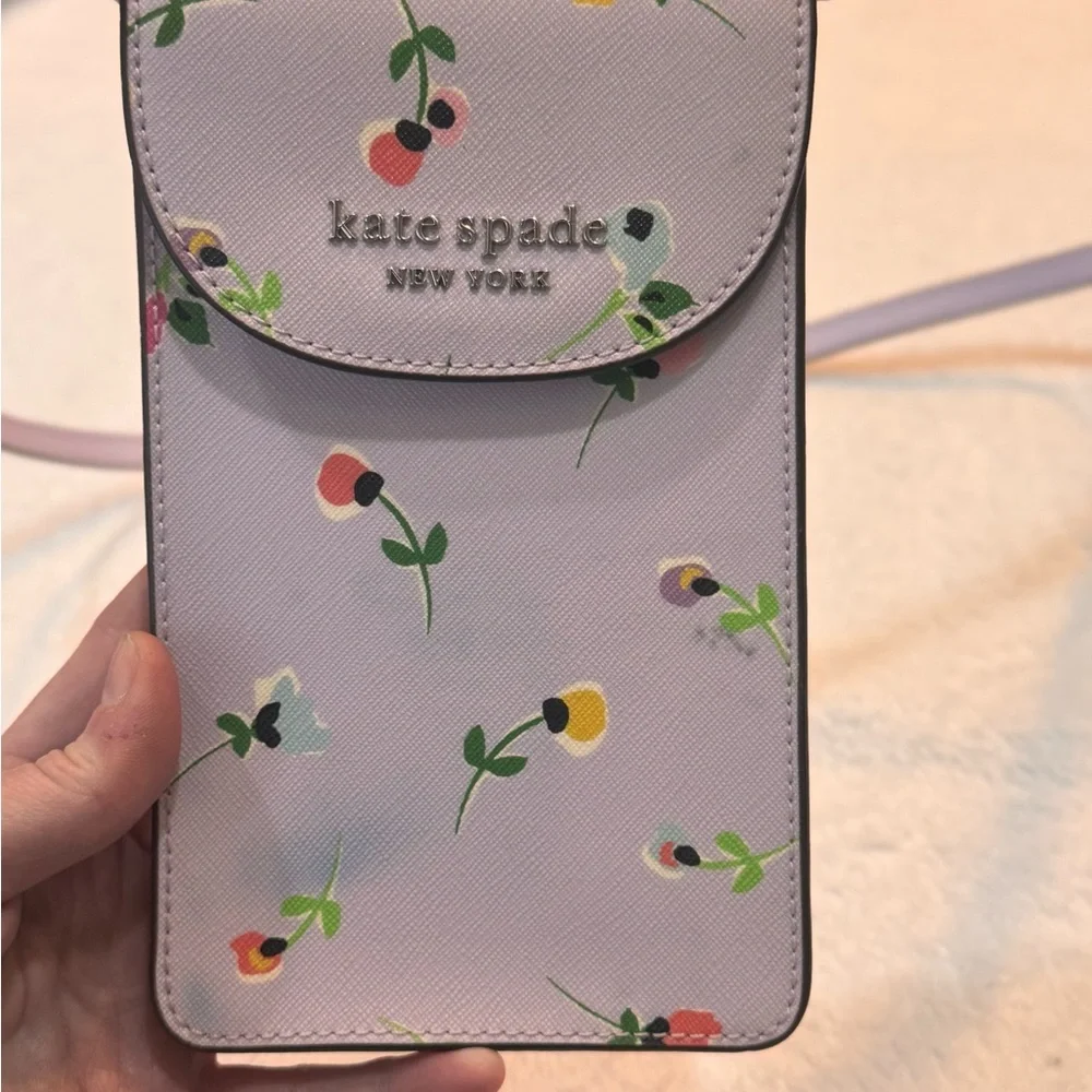 Kate Spade Flap Phone Crossbody Small Purse Purple Cameron Wildflower Ditsy‎